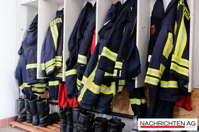 Flammen-Inferno in Stralsund: Mehrfamilienhaus brennt nieder!